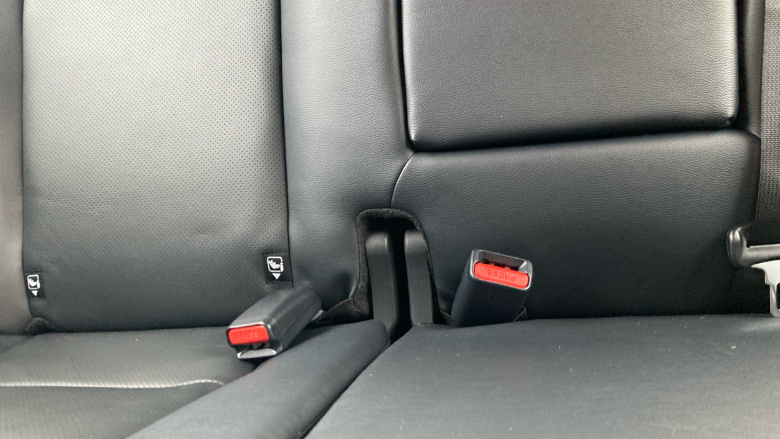 Toyota Hilux Diesel Invincible X D/Cab Pick Up 2.8 Hybrid 48V Auto